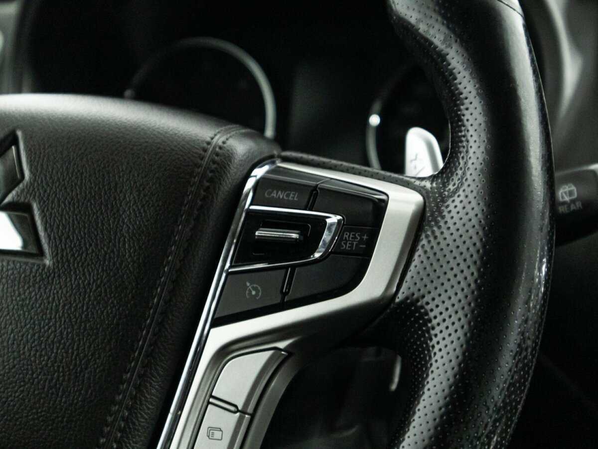 Mitsubishi Pajero Sport, 2018 Фото №16