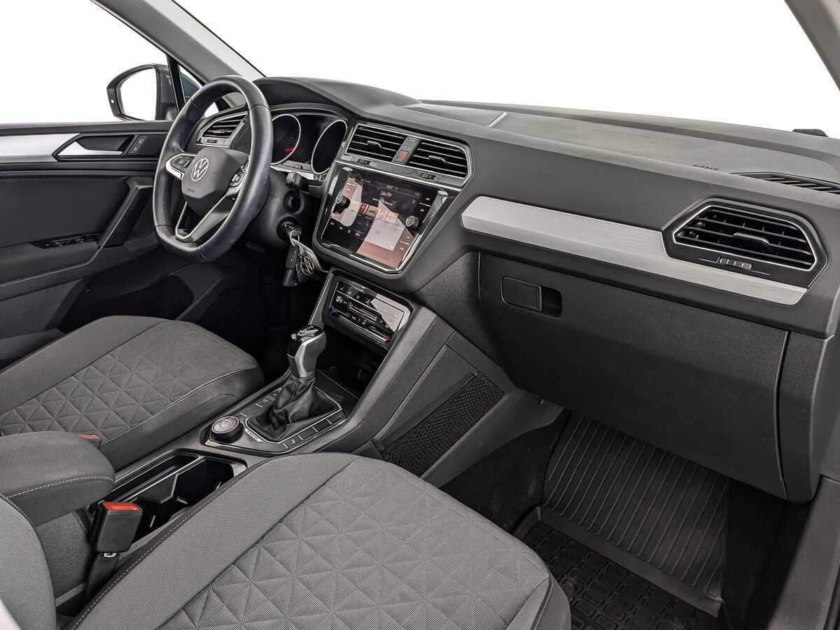 Volkswagen Tiguan, 2021 Фото №9
