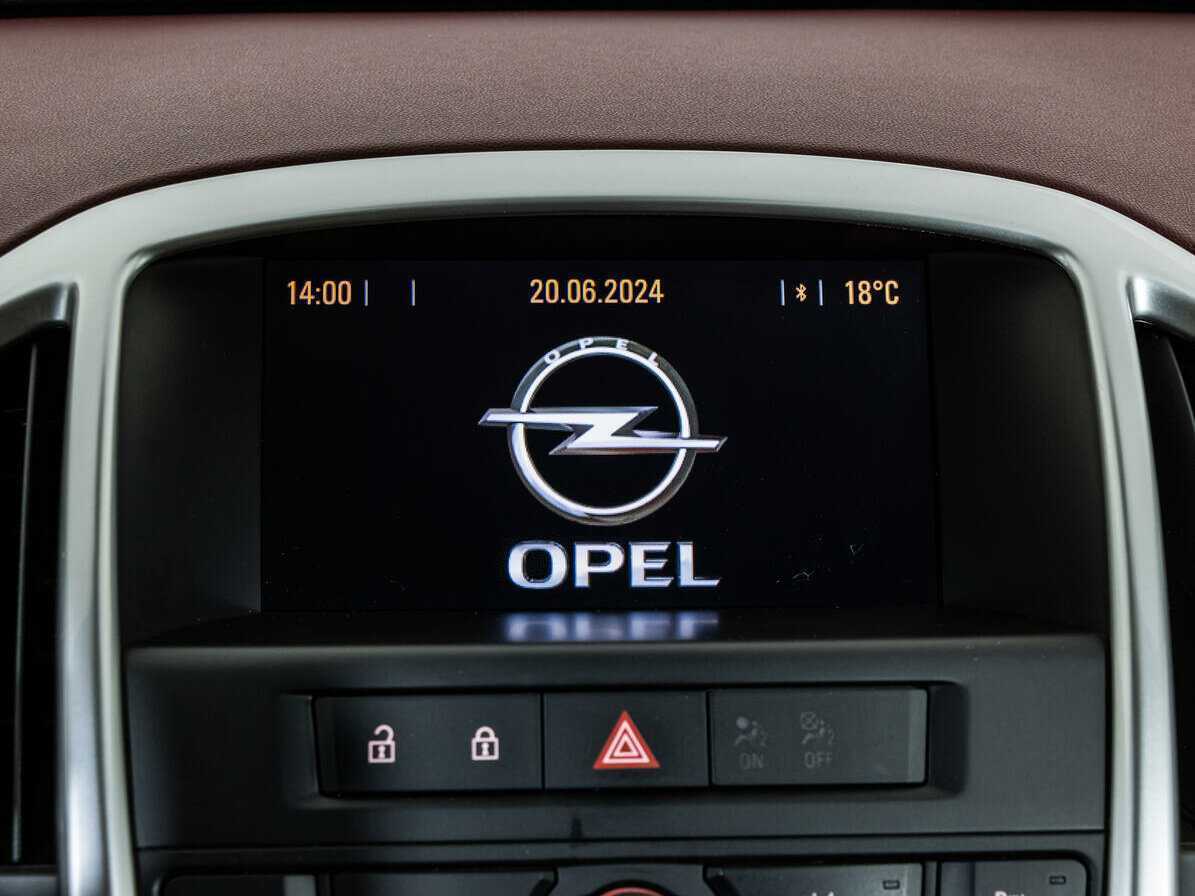 Opel Astra GTC, 2013 Фото №14