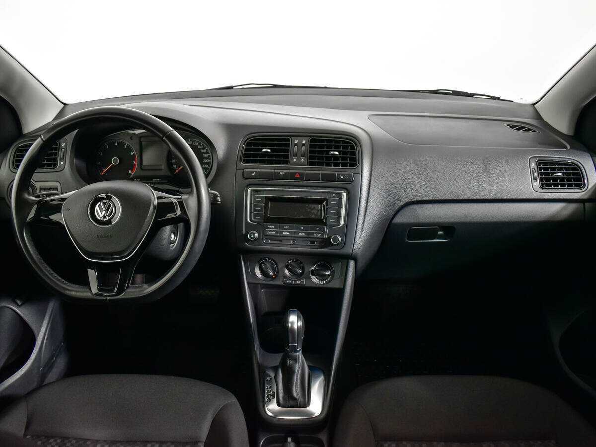 Volkswagen Polo, 2016 Фото №11