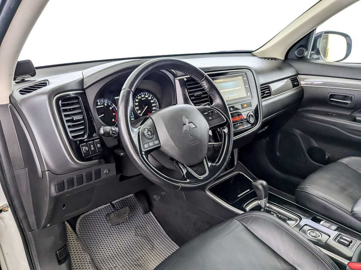 Mitsubishi Outlander, 2019 Фото №14