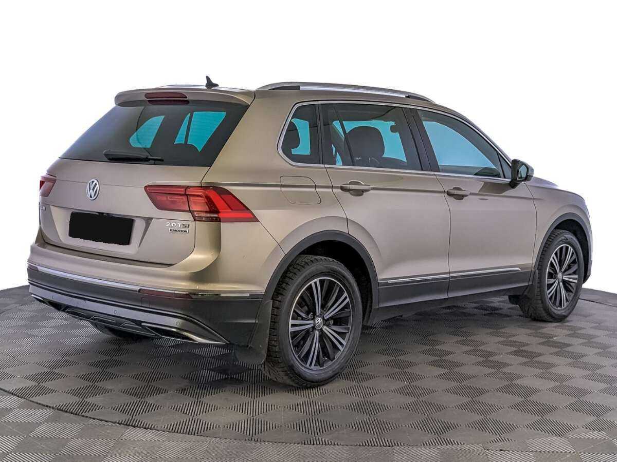 Volkswagen Tiguan, 2018 Фото №5