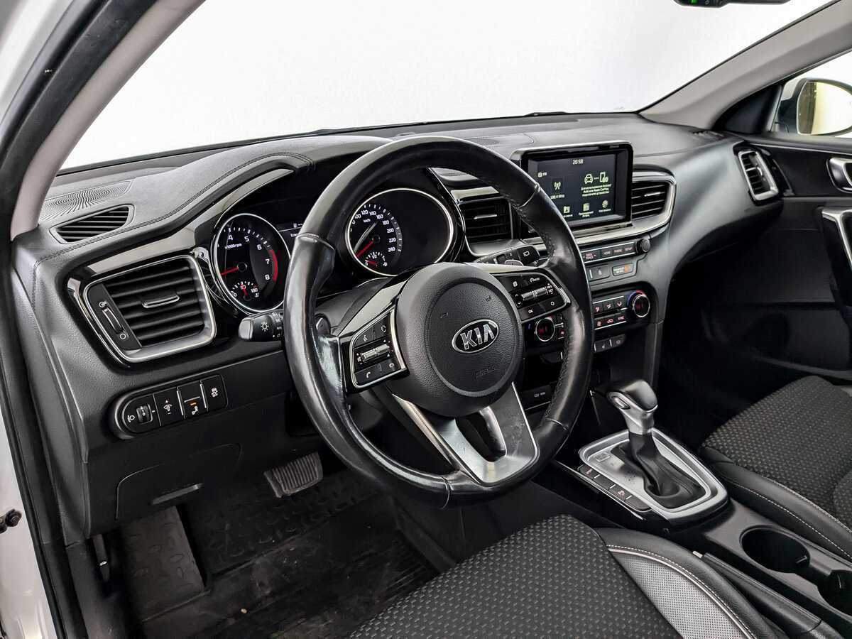 Kia Ceed, 2020 Фото №16