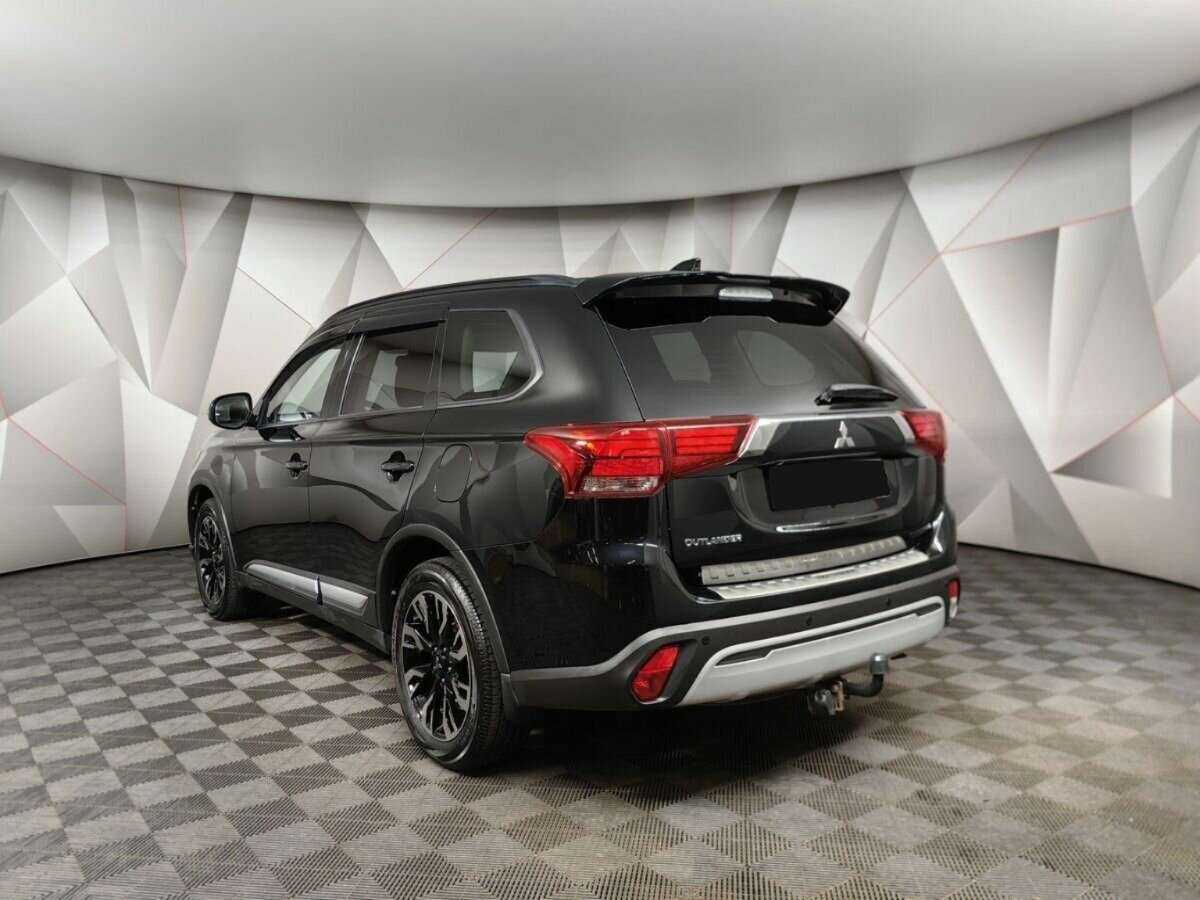 Mitsubishi Outlander, 2022 Фото №4