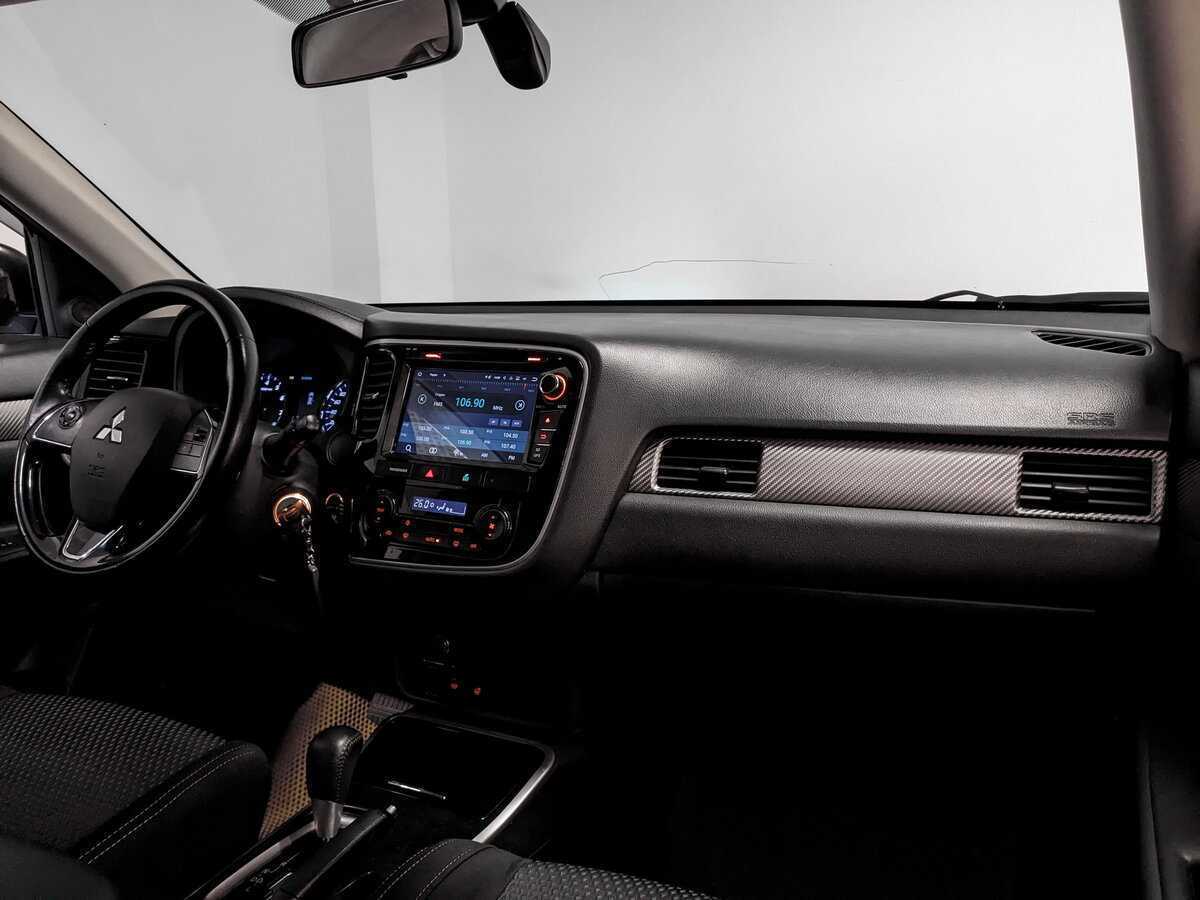 Mitsubishi Outlander, 2017 Фото №9