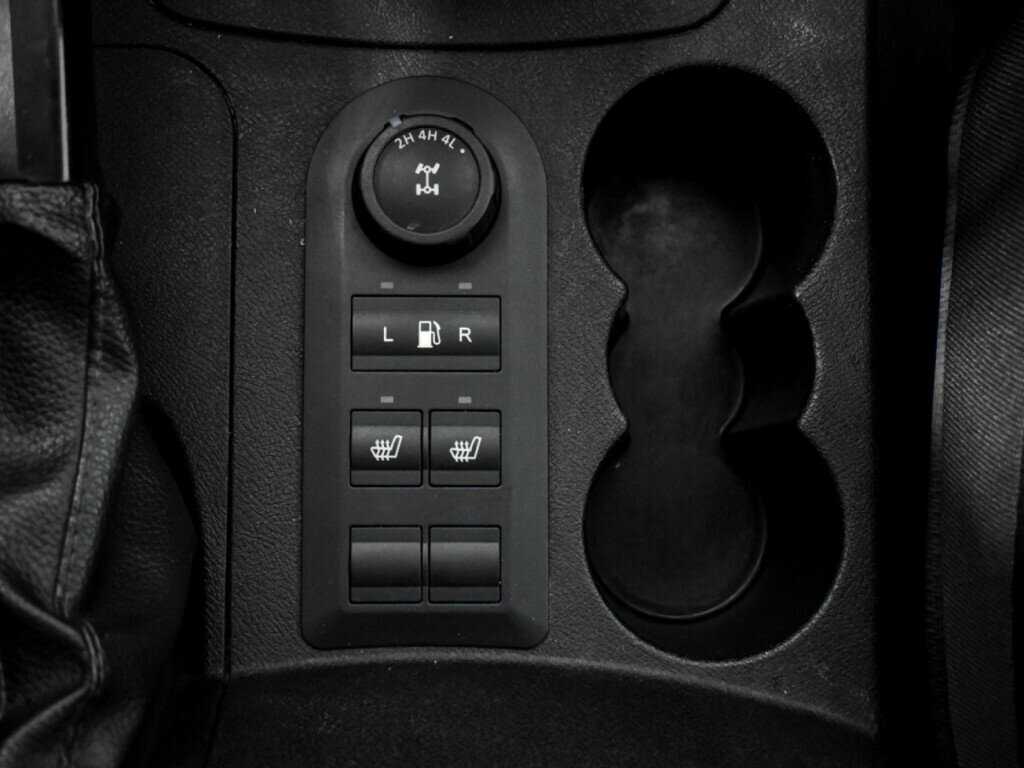 УАЗ Patriot, 2015 Фото №10