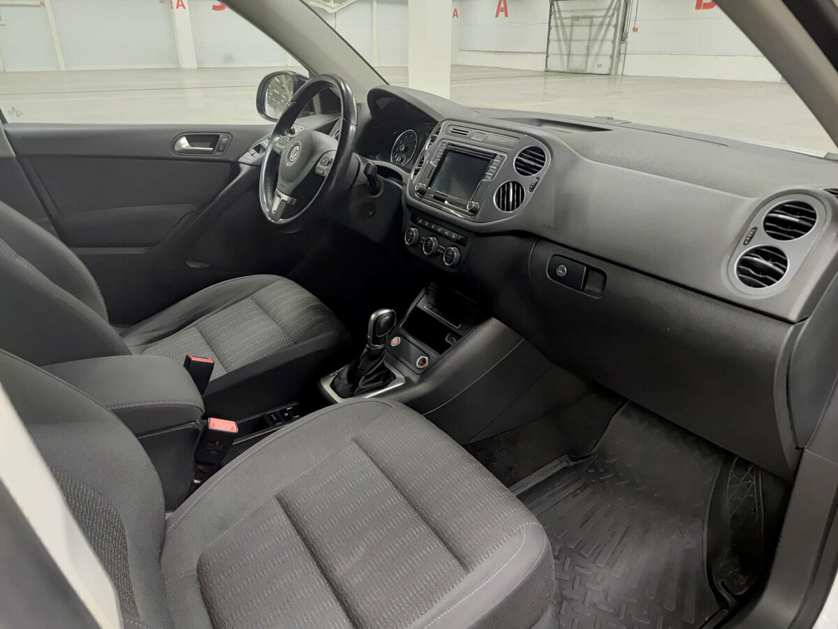 Volkswagen Tiguan I Рестайлинг, 2016 Фото №11