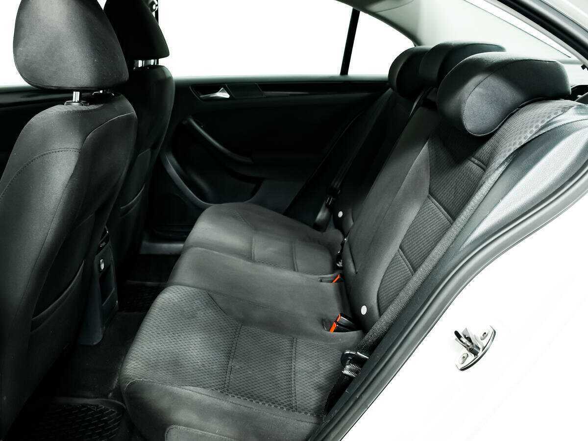 Volkswagen Jetta, 2012 Фото №12