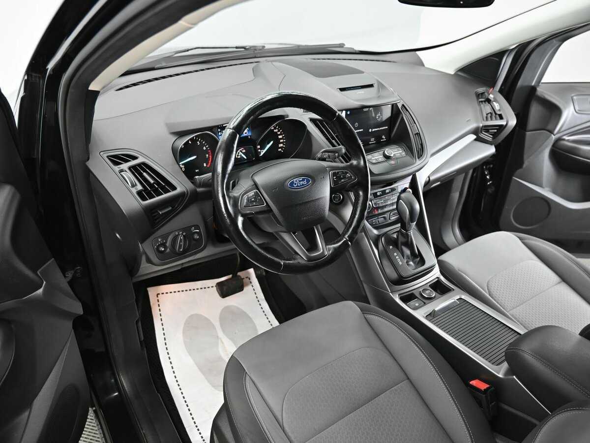 Ford Kuga, 2017 Фото №8