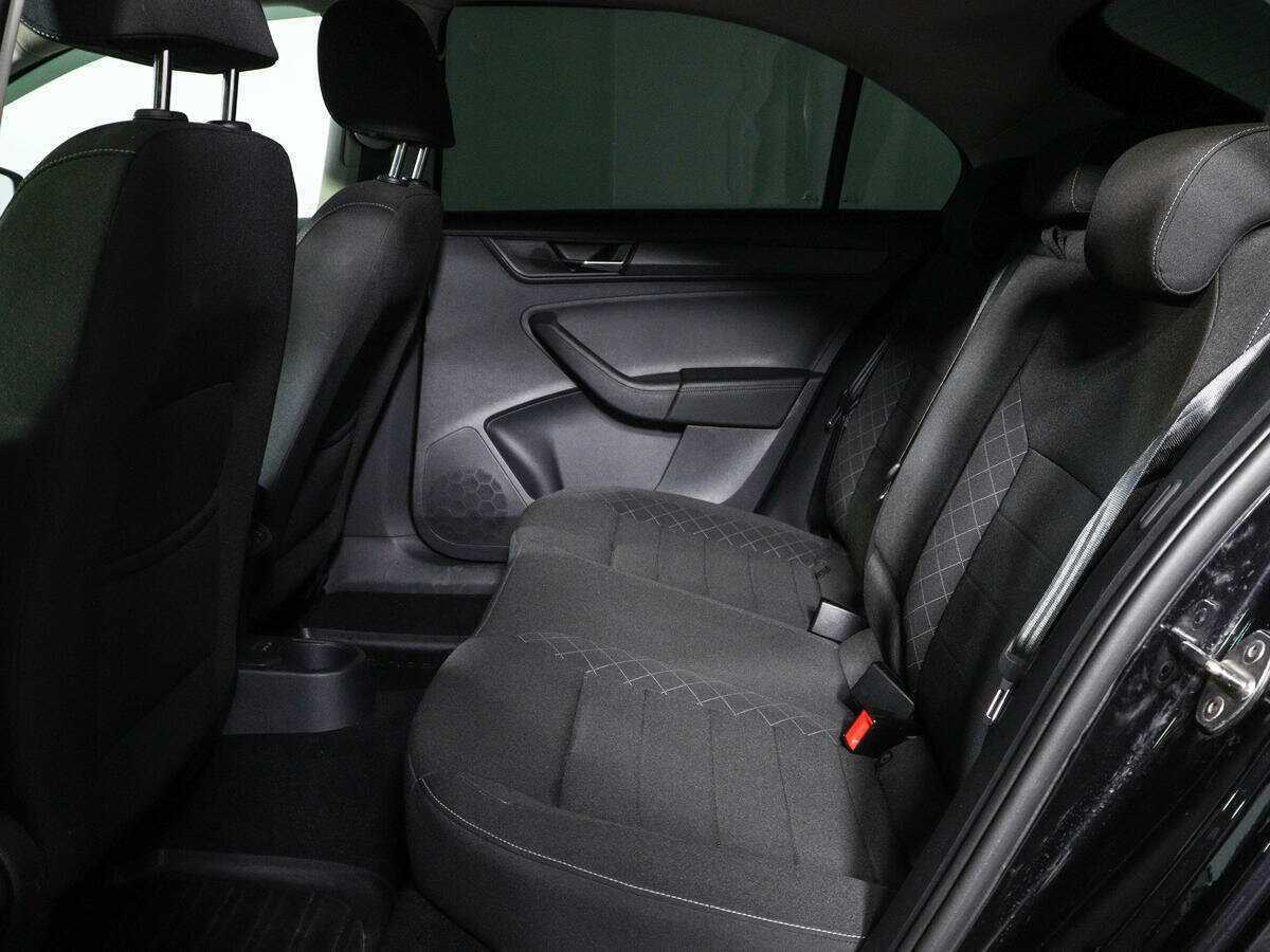 Skoda Rapid, 2021 Фото №8