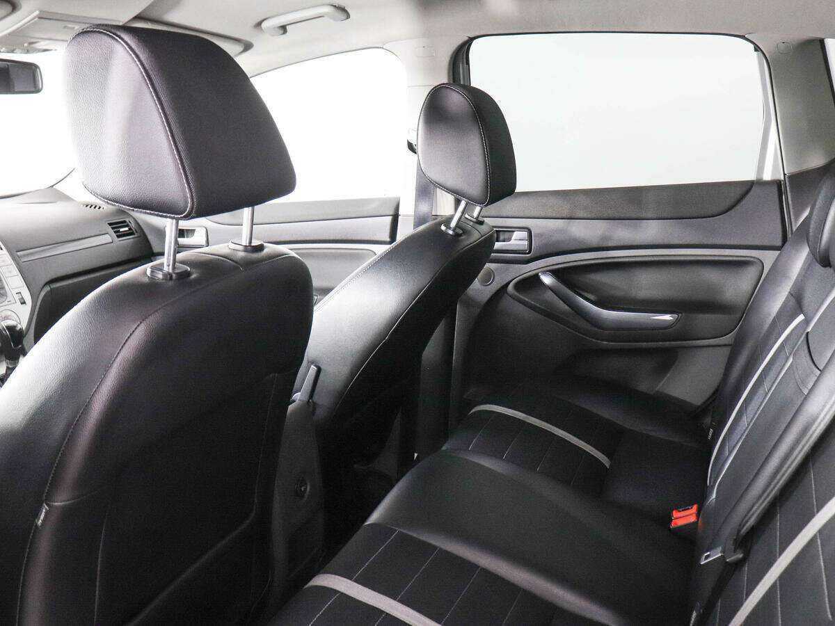 Ford Kuga, 2012 Фото №12
