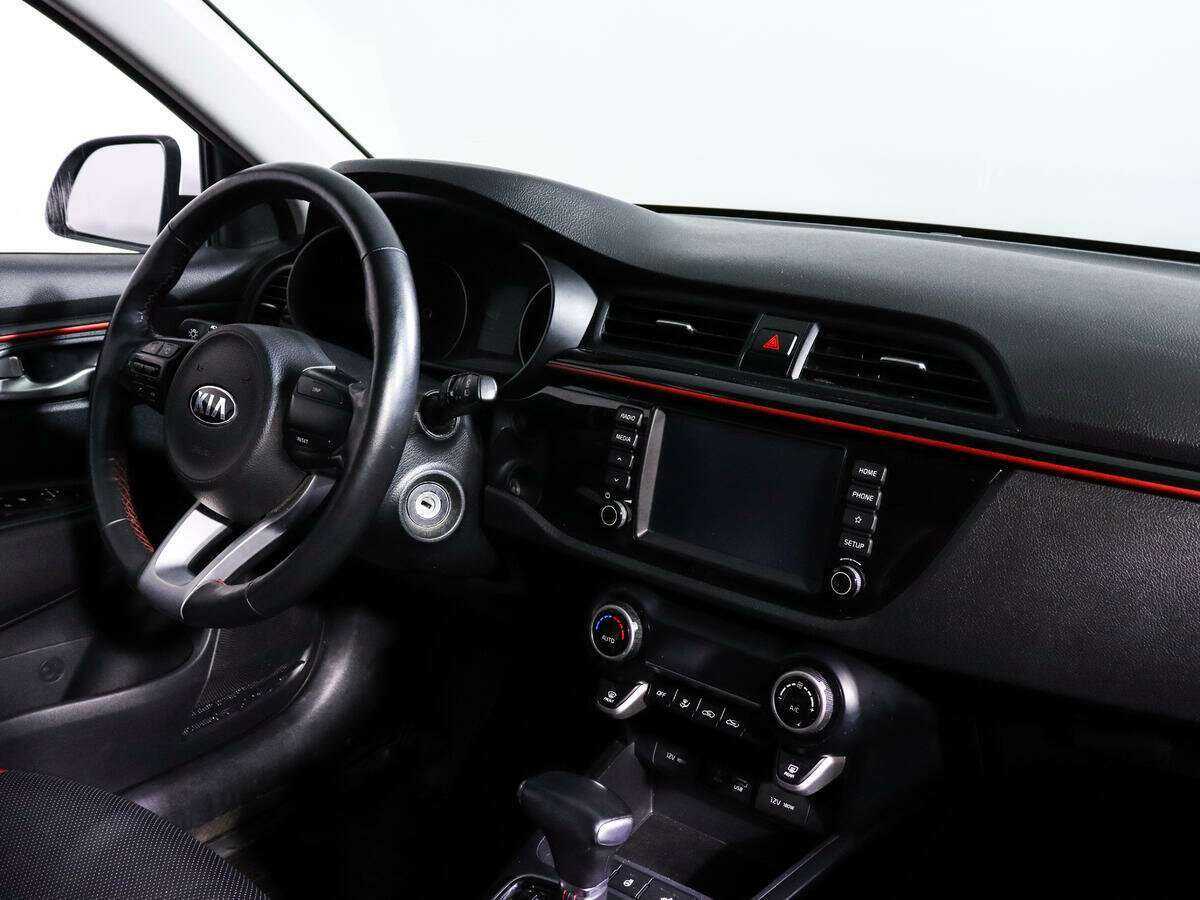Kia Rio X-Line, 2019 Фото №7