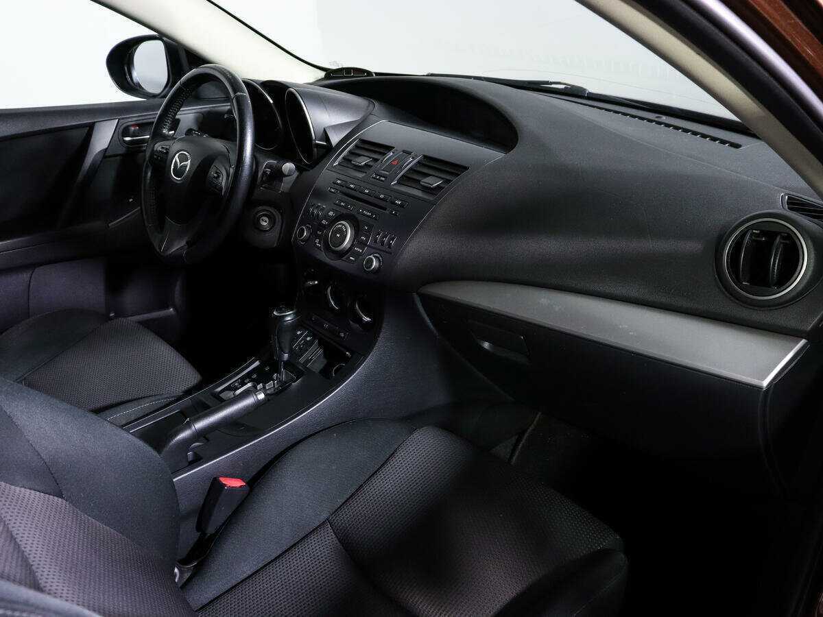 Mazda 3, 2012 Фото №7