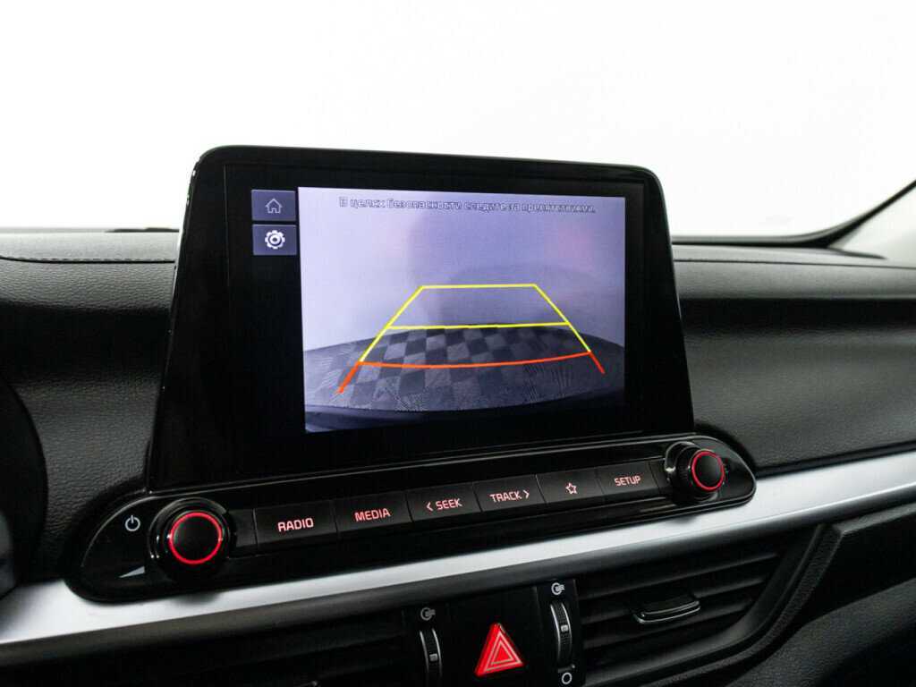 Kia Cerato, 2022 Фото №15