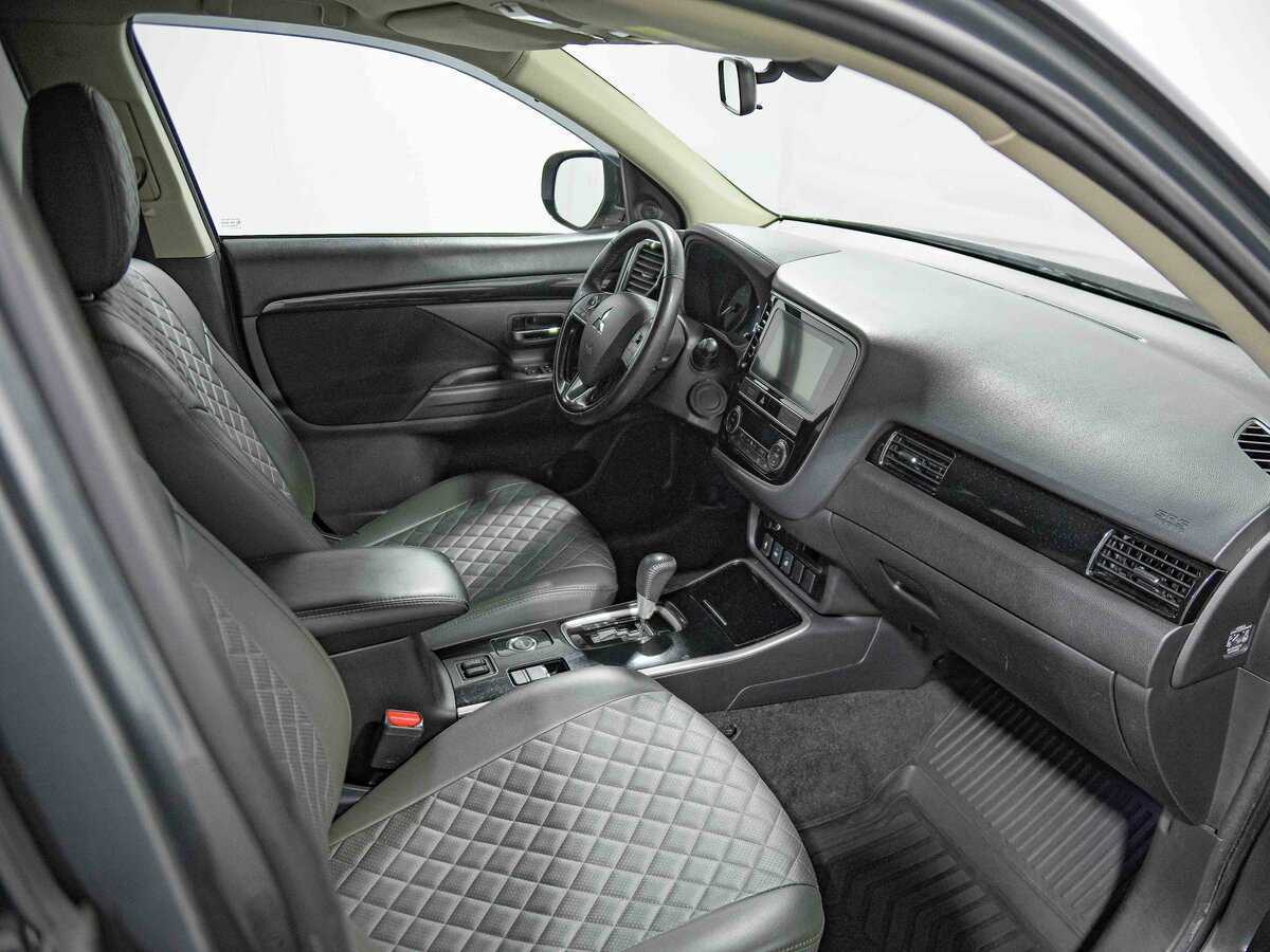 Mitsubishi Outlander, 2018 Фото №18