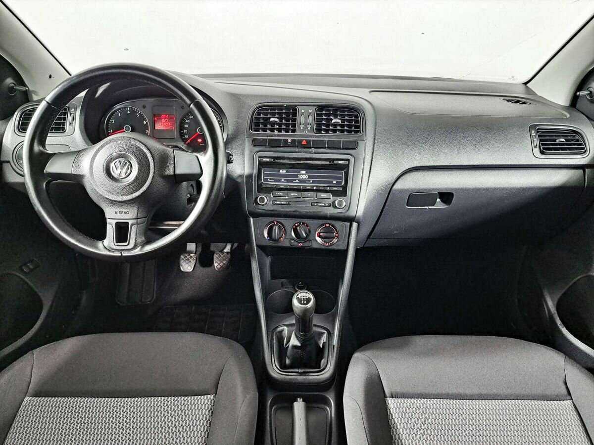 Volkswagen Polo, 2012 Фото №14