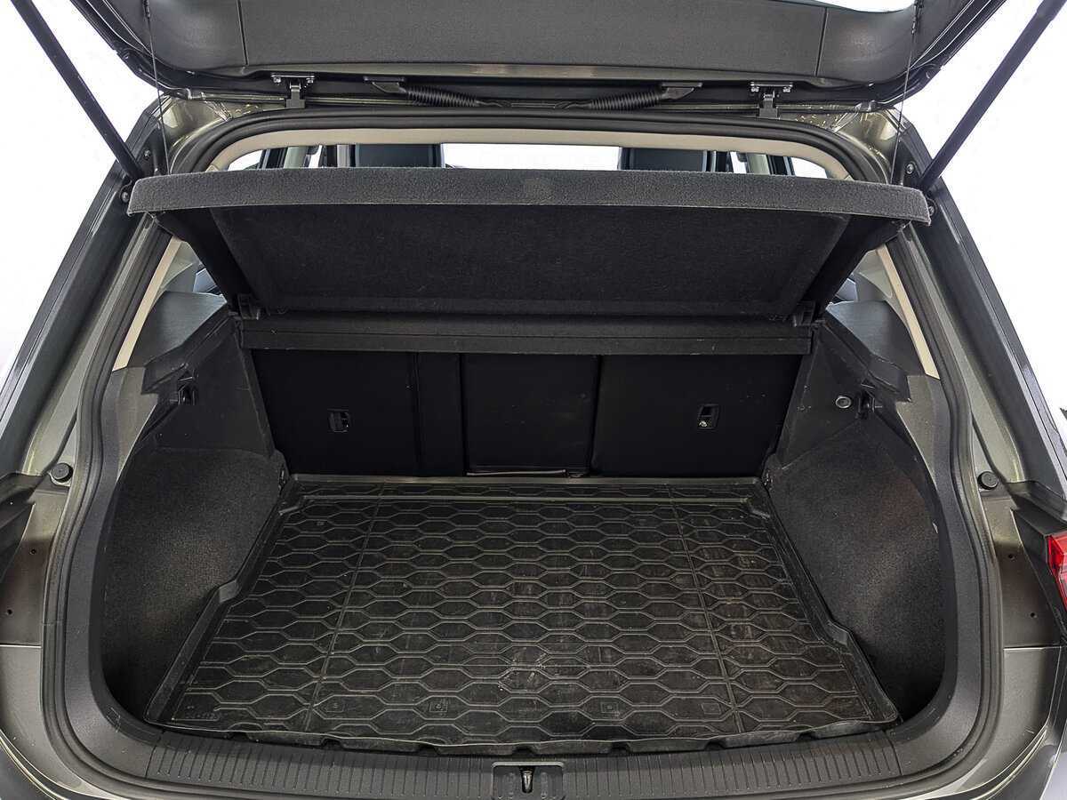 Volkswagen Tiguan, 2021 Фото №10