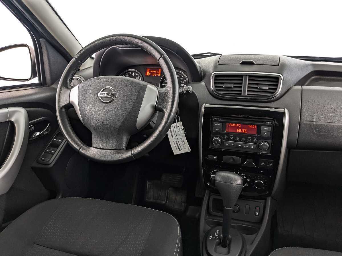 Nissan Terrano, 2015 Фото №17