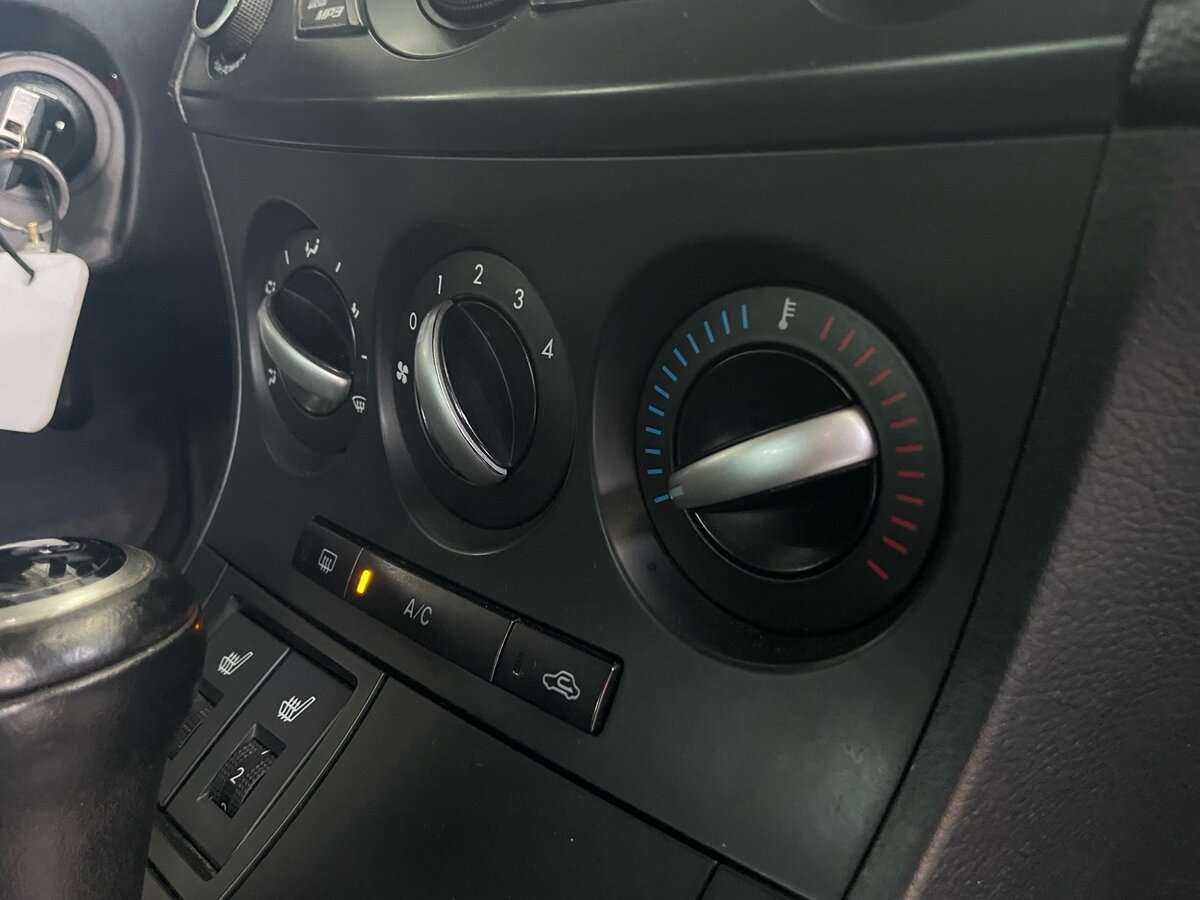 Mazda 3, 2012 Фото №13