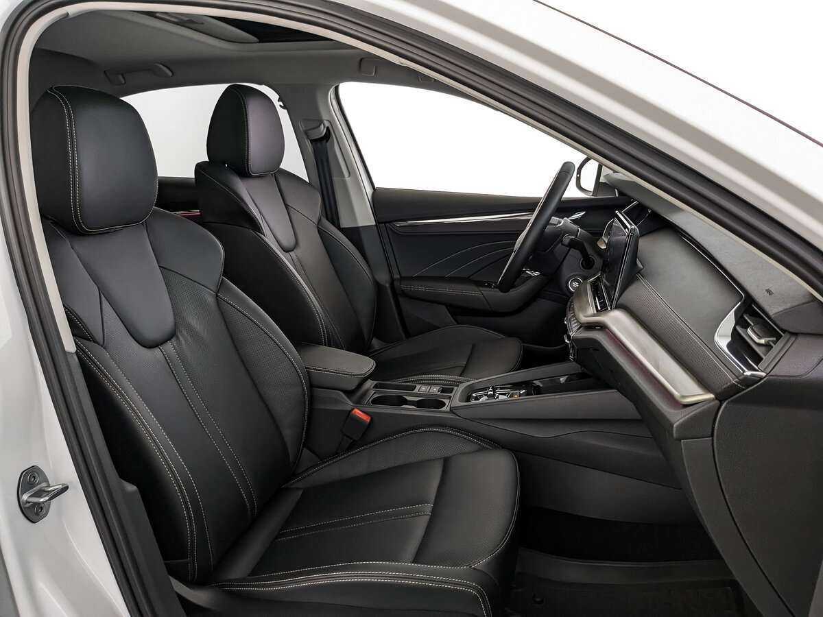 Skoda Octavia, 2023 Фото №19