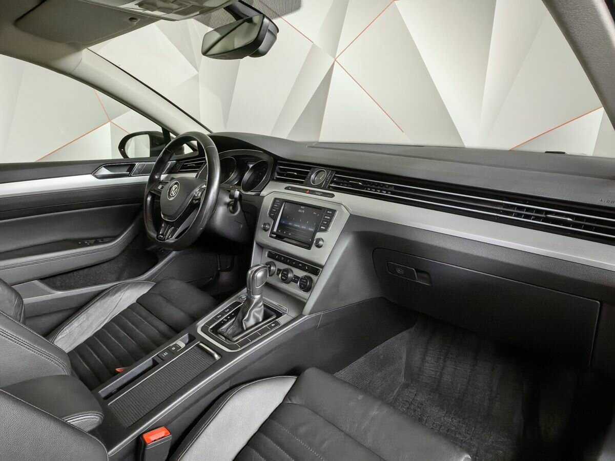 Volkswagen Passat, 2017 Фото №9