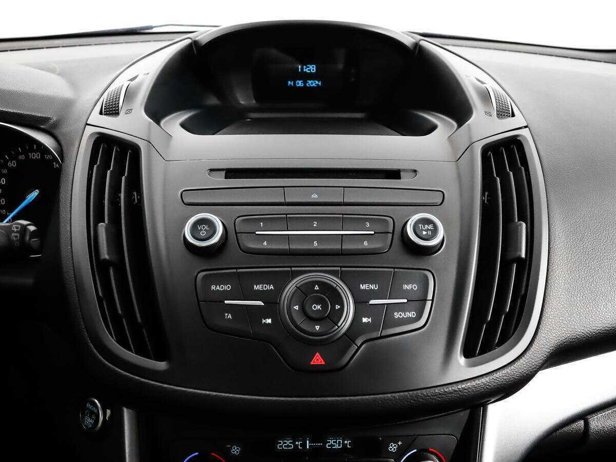 Ford Kuga, 2018 Фото №14