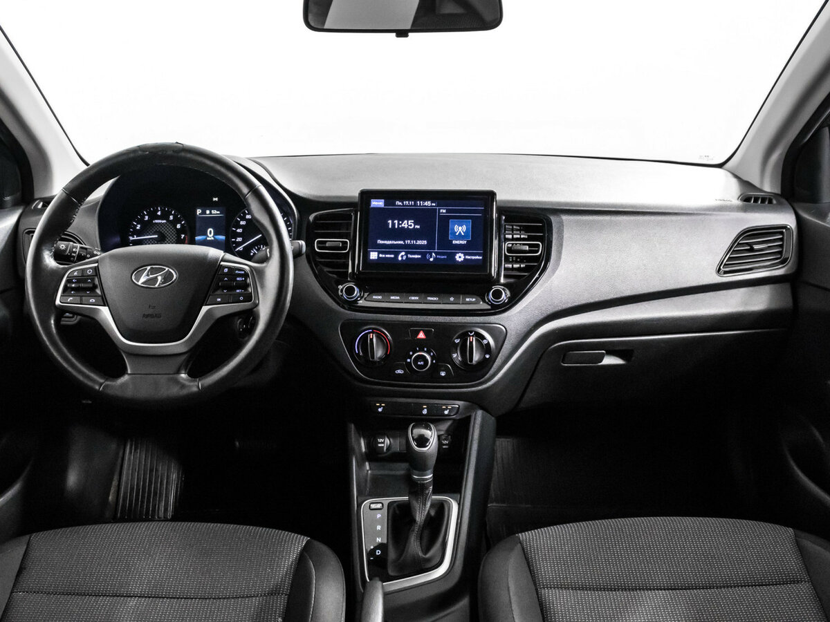 Hyundai Solaris II Рестайлинг, 2021 Фото №11