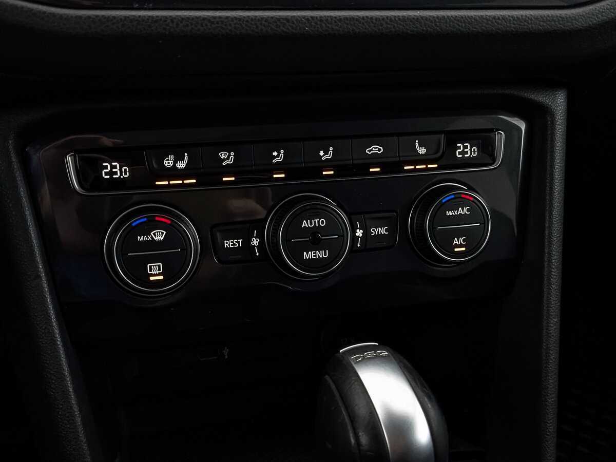 Volkswagen Tiguan, 2018 Фото №24