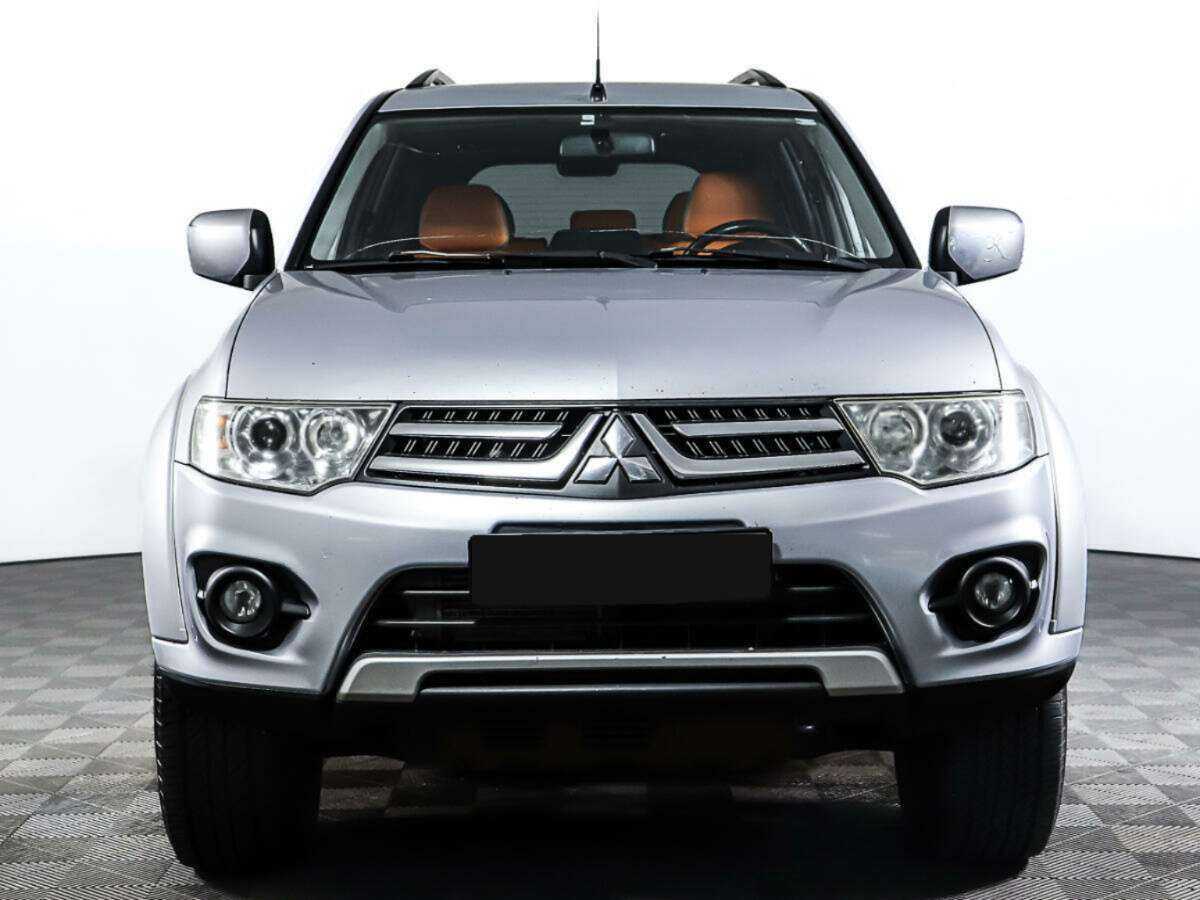 Mitsubishi Pajero Sport, 2014 Фото №2