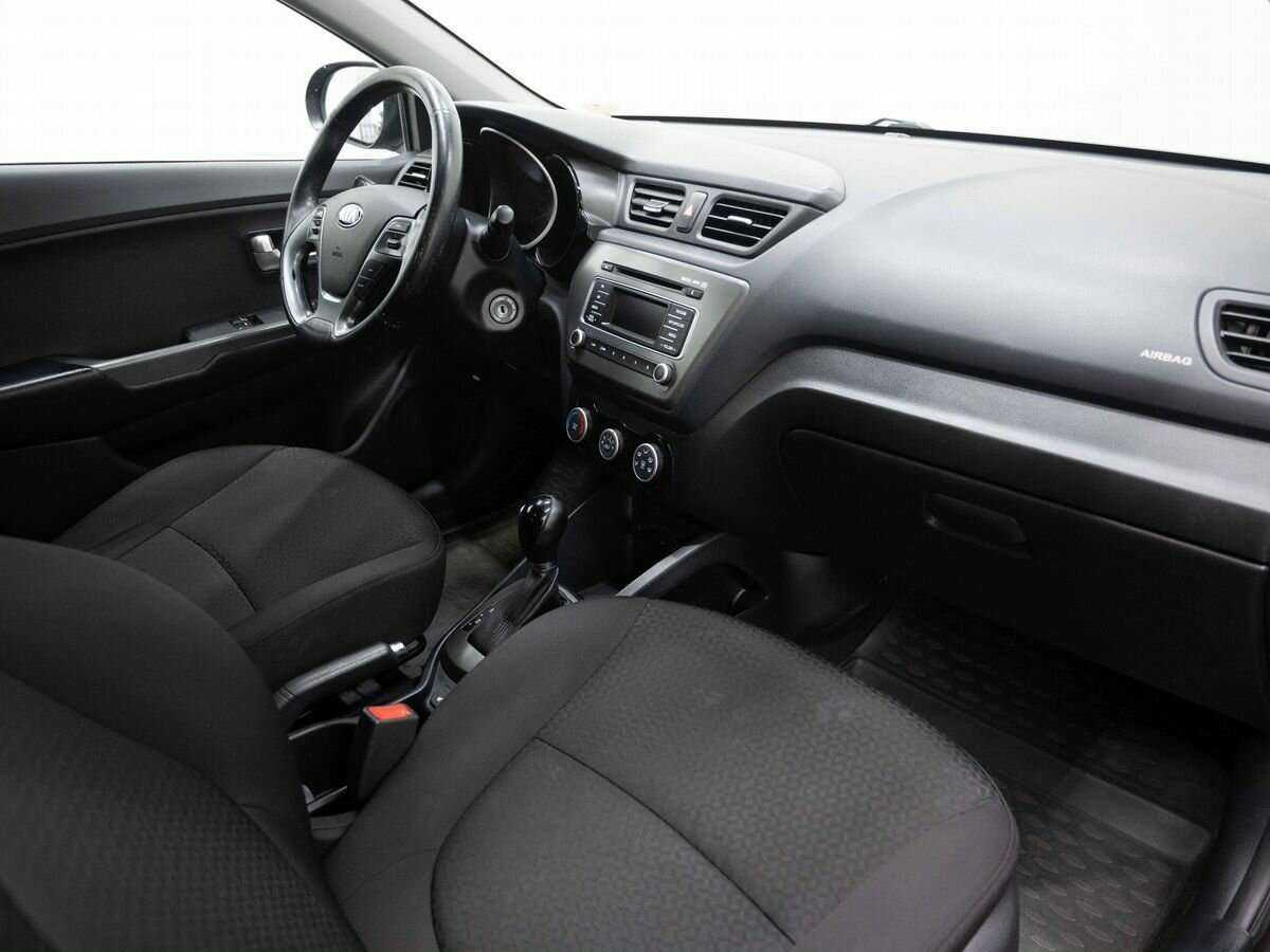 Kia Rio, 2017 Фото №11