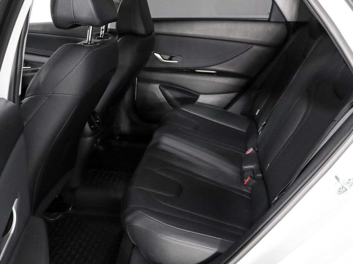 Hyundai Elantra, 2024 Фото №13