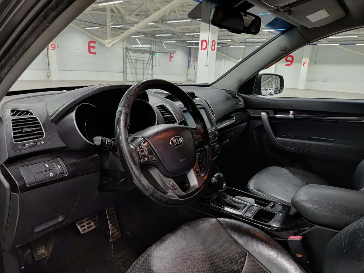 Kia Sorento II Рестайлинг, 2013 Фото №16