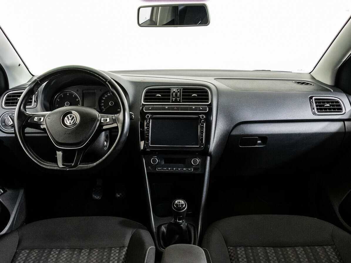 Volkswagen Polo, 2018 Фото №10
