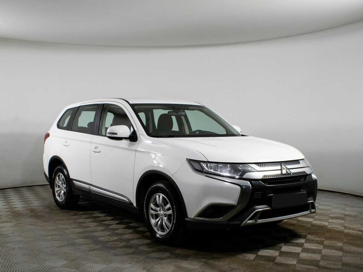 Mitsubishi Outlander, 2020 Фото №3
