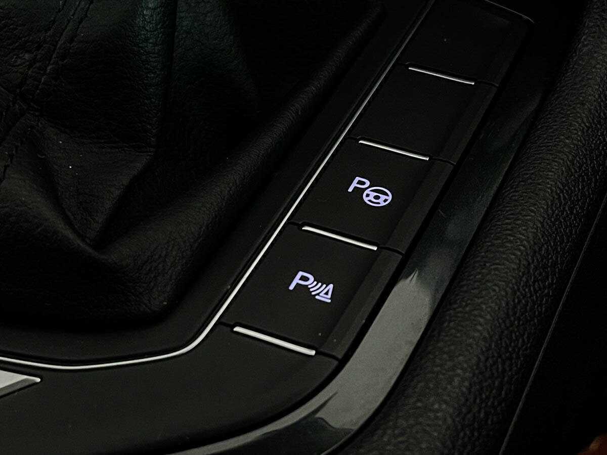 Volkswagen Tiguan, 2019 Фото №15