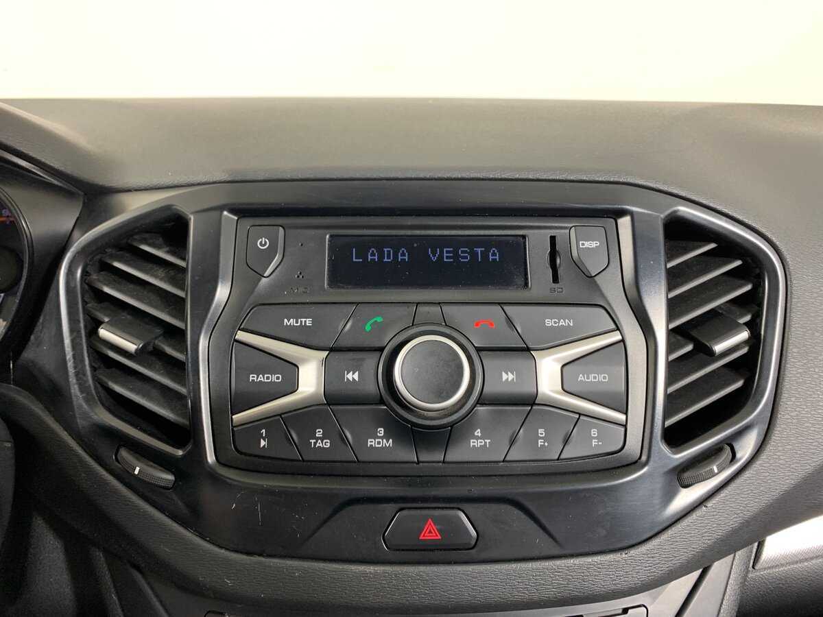 Lada (ВАЗ) Vesta SW, 2018 Фото №16