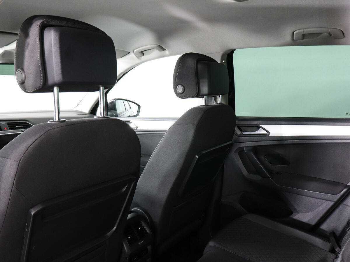 Volkswagen Tiguan, 2019 Фото №12