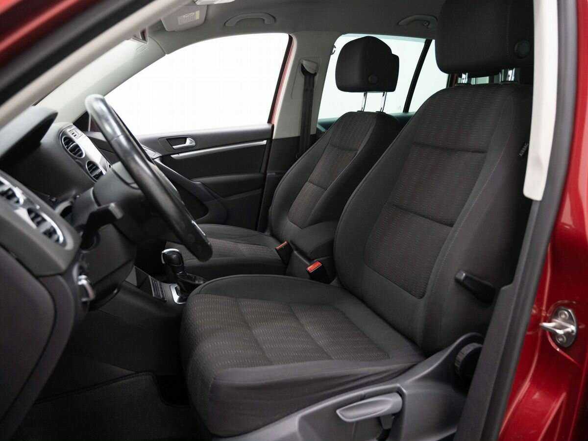 Volkswagen Tiguan, 2012 Фото №8