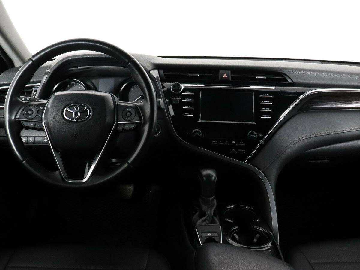 Toyota Camry, 2020 Фото №10