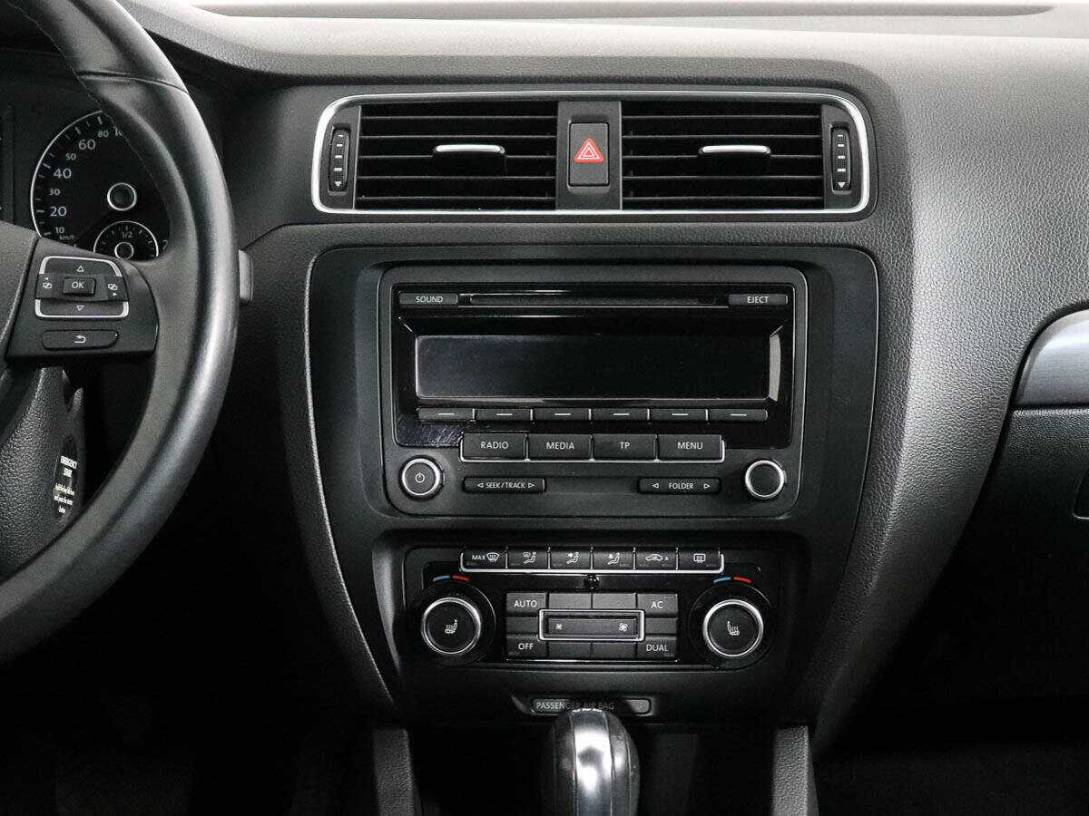 Volkswagen Jetta, 2012 Фото №14