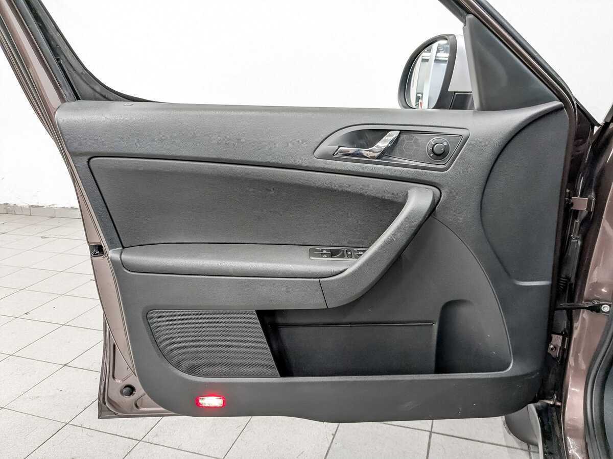 Skoda Yeti, 2014 Фото №19