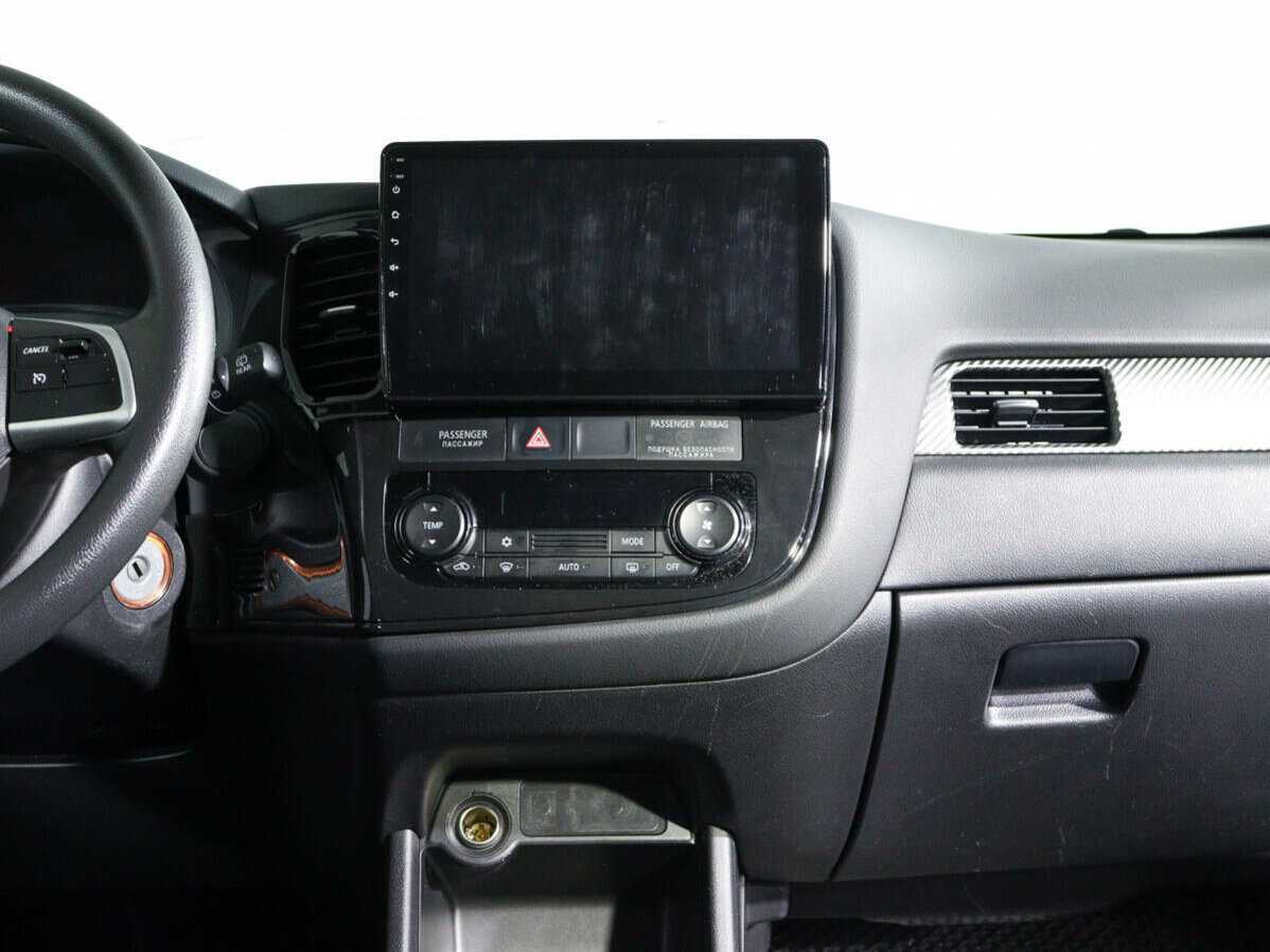 Mitsubishi Outlander, 2013 Фото №12
