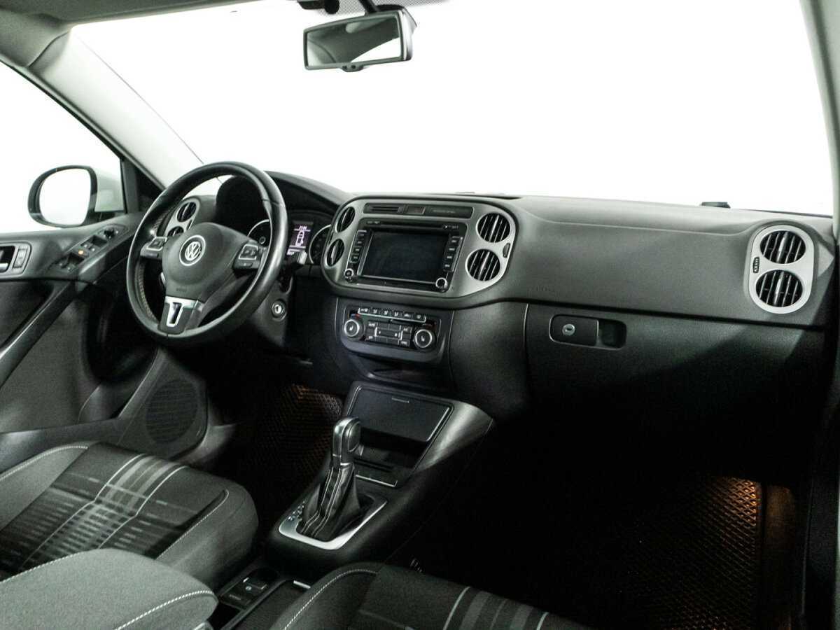 Volkswagen Tiguan, 2015 Фото №9