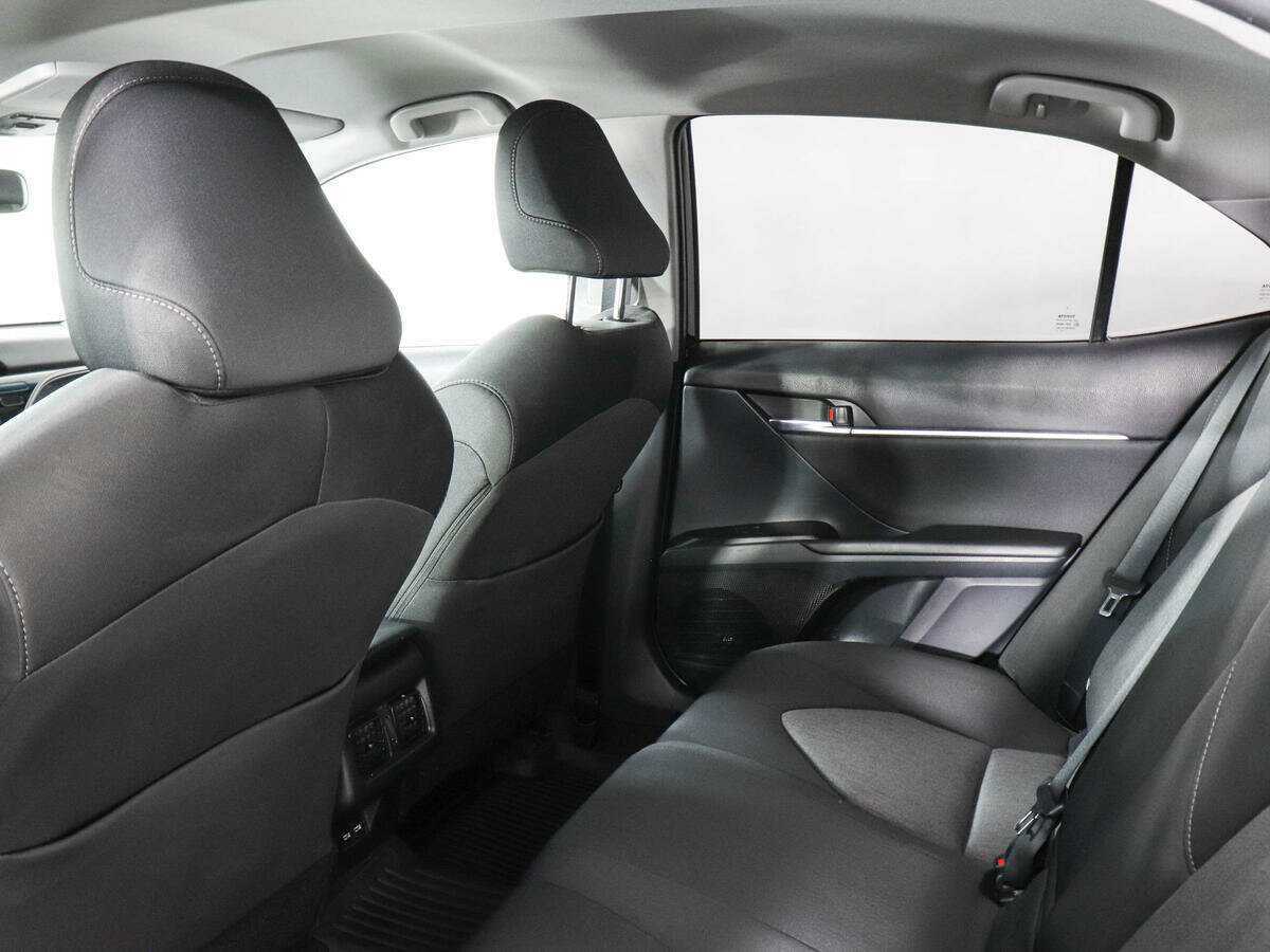 Toyota Camry, 2021 Фото №12