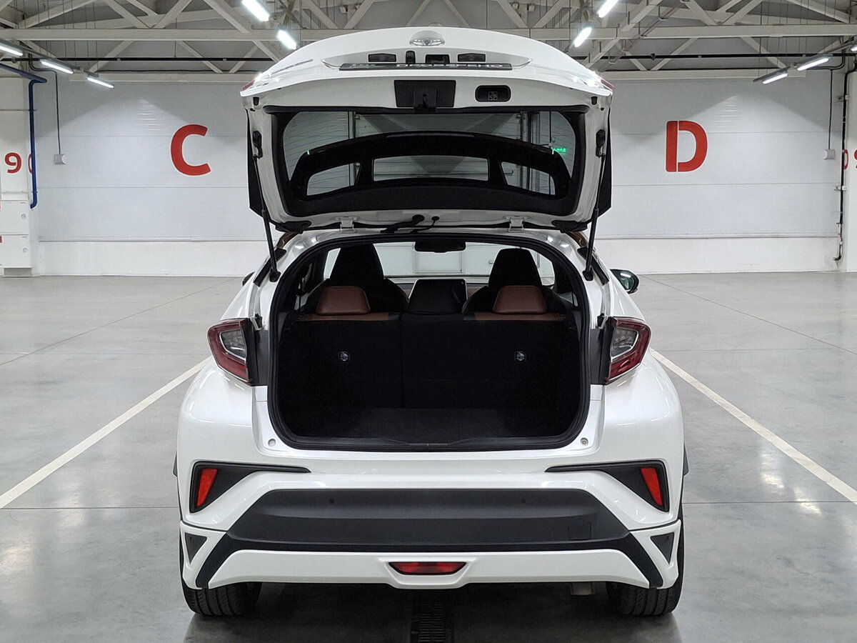 Toyota C-HR I Рестайлинг, 2019 Фото №10