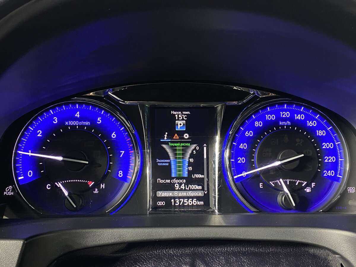 Toyota Camry, 2017 Фото №11