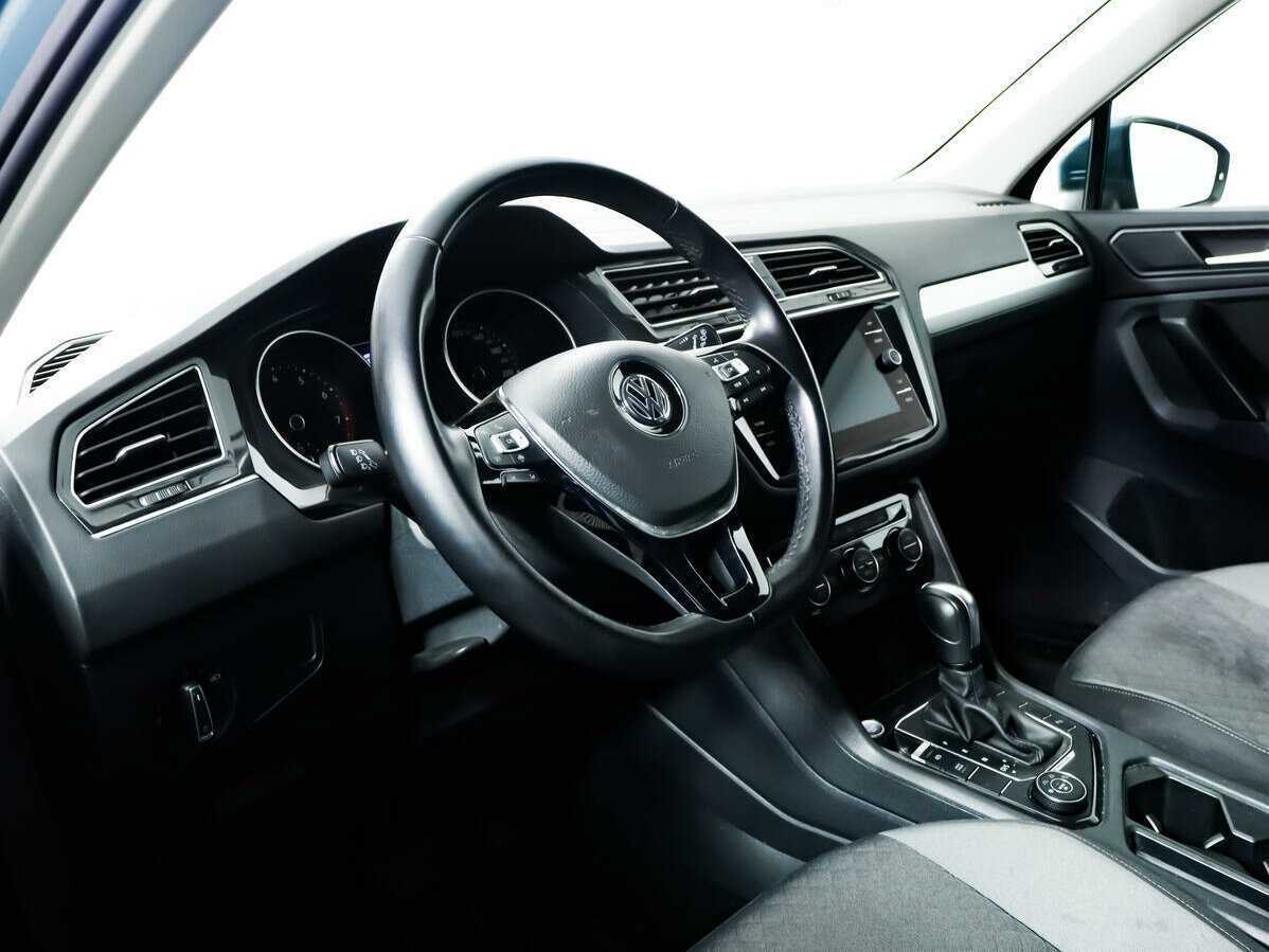Volkswagen Tiguan, 2020 Фото №13