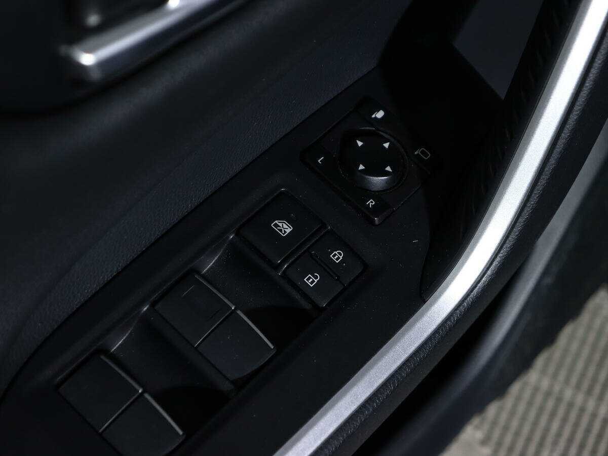 Toyota RAV4, 2019 Фото №17