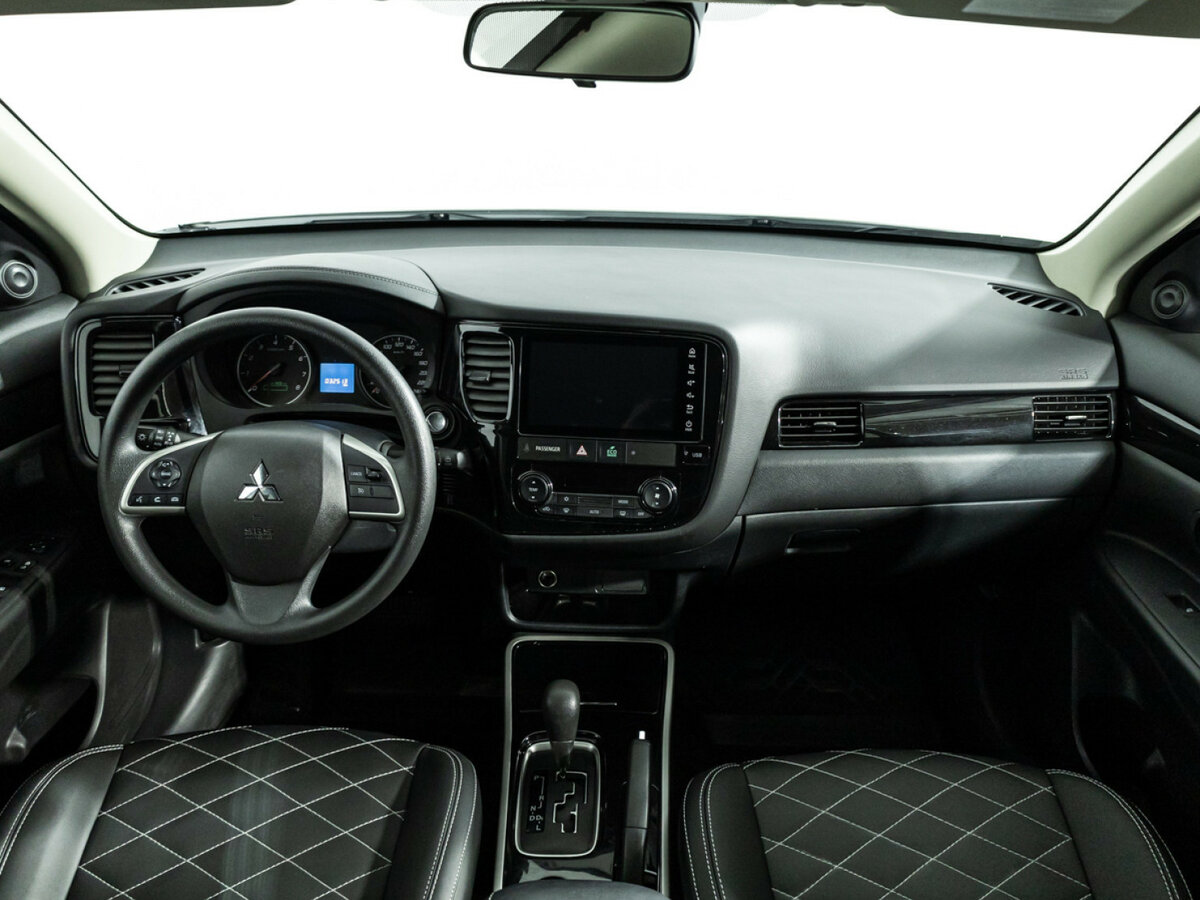 Mitsubishi Outlander III Рестайлинг 3, 2022 Фото №11