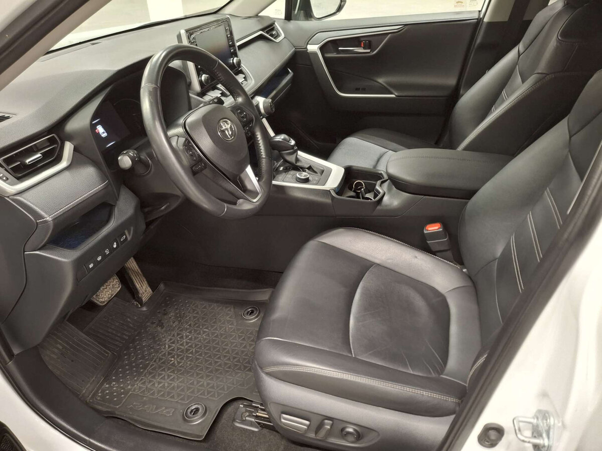 Toyota RAV4 V (XA50), 2021 Фото №15